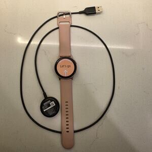 Samsung Galaxy Watch Active2 40mm Rose Gold S/M 20mm Band Smart Fitness, Works